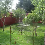 Higos Chumbos, Compartido בית הארחה