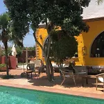 Higos Chumbos, Compartido בית הארחה צ'יקלנה דה לה פרונטרה