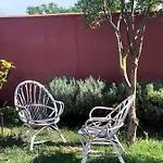 Higos Chumbos, Compartido בית הארחה צ'יקלנה דה לה פרונטרה